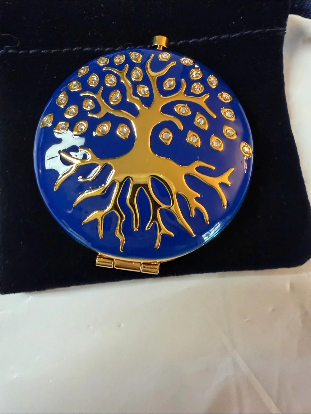 Estee Lauder Blue and Strong Roots Powder Compact